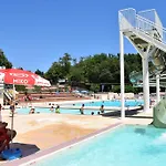 Camping - Village Vacances Du Lac