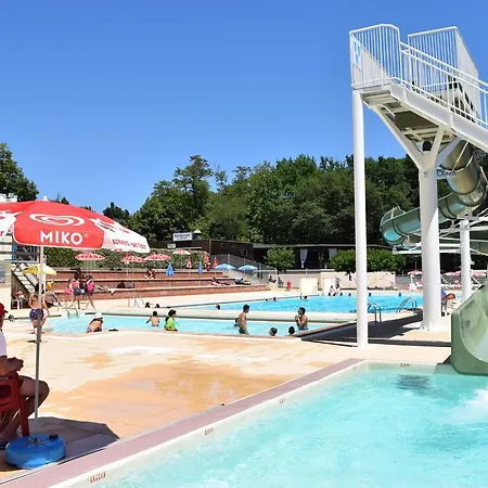 Camping - Village Vacances Du Lac